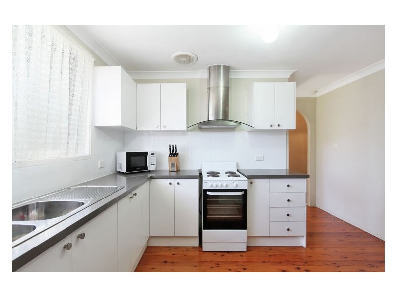 30 Glenn Street, Dean Park NSW 2761