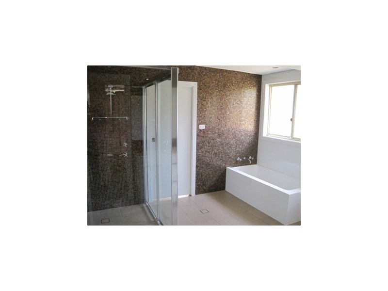 102 Buckwell Drive,, Hassall Grove NSW 2761