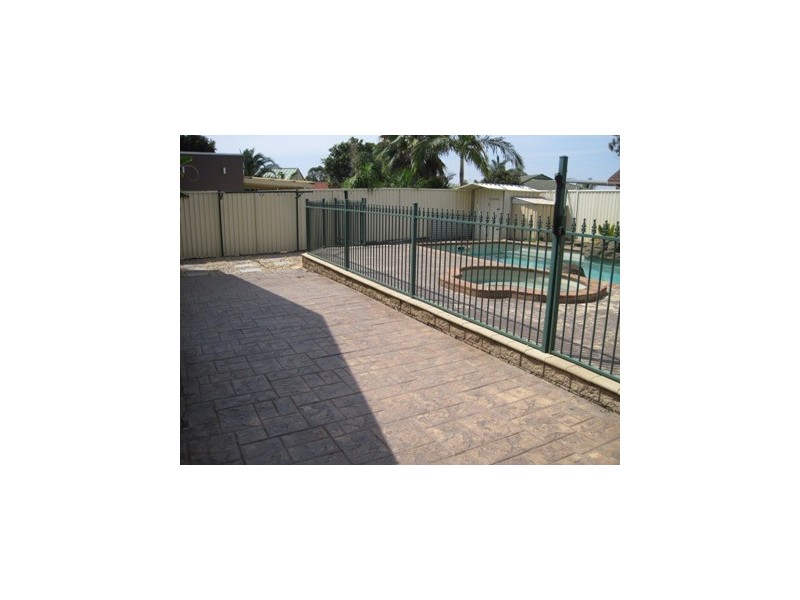 102 Buckwell Drive,, Hassall Grove NSW 2761