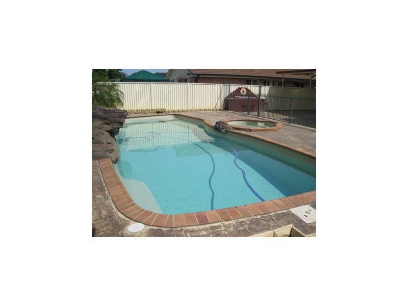 102 Buckwell Drive,, Hassall Grove NSW 2761