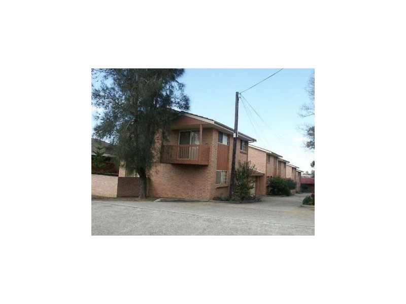 2/116 Flushcombe Road,, Blacktown NSW 2148