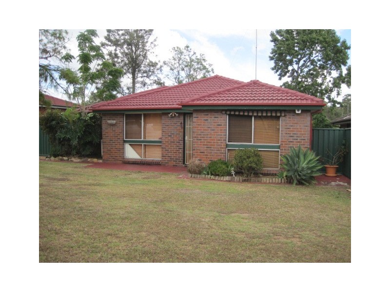 8 Slade Place,, Prospect NSW 2148