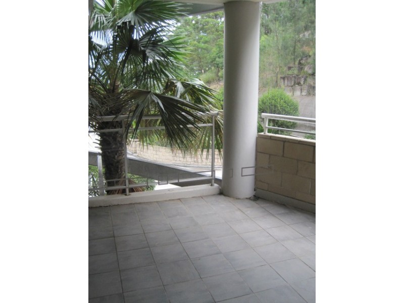 211/80 John Whiteway Drive,, Gosford NSW 2250