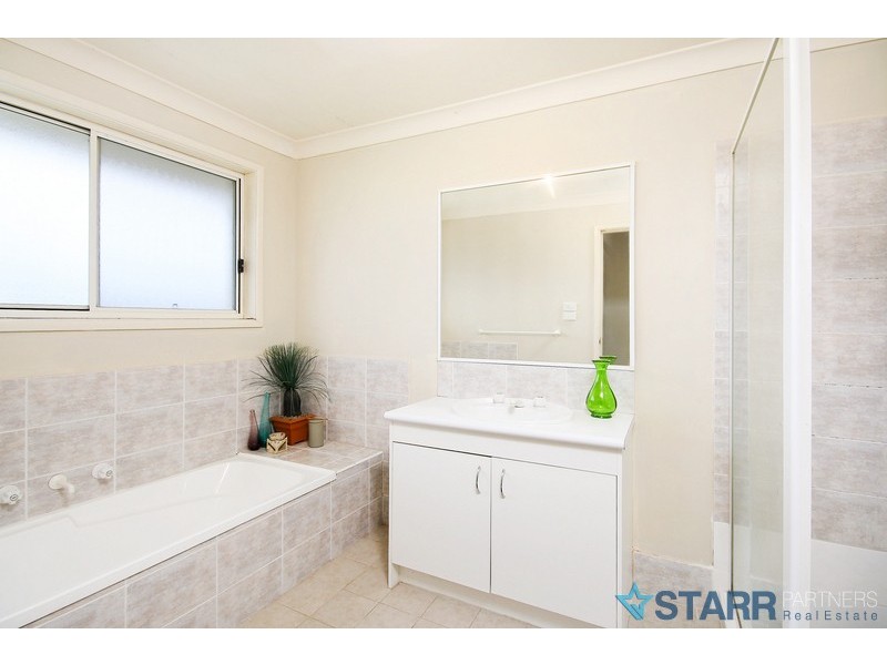 1/26 Solaris Dr, Doonside NSW 2767