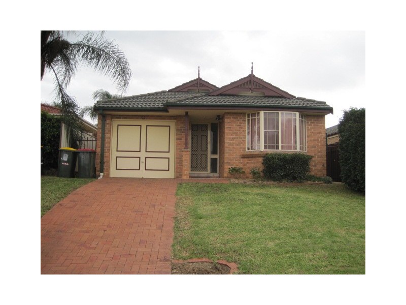 5 Kashmir Ave,, Quakers Hill NSW 2763