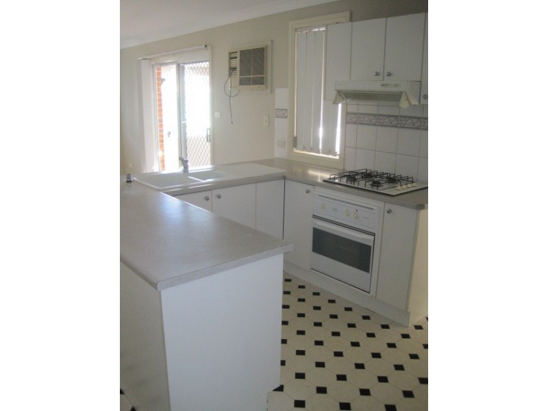 8 Blattman Close,, Blacktown NSW 2148