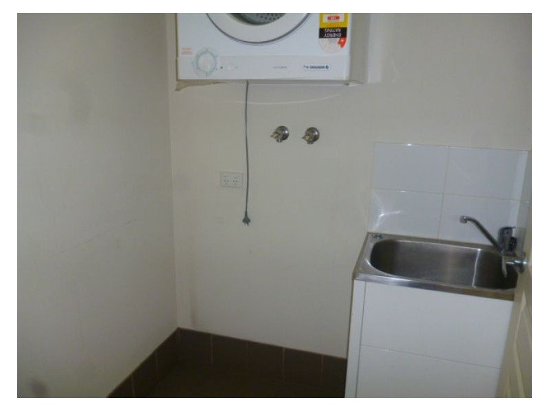 8/2-6 Bruce Street, Blacktown NSW 2148