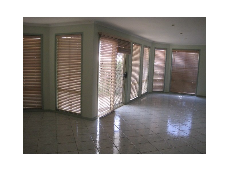 37 Farmingdale Drive,, Blacktown NSW 2148