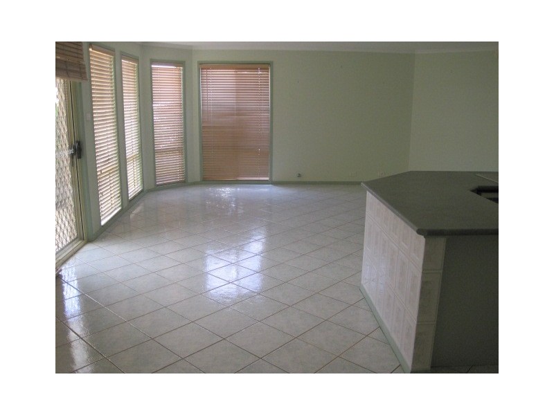 37 Farmingdale Drive,, Blacktown NSW 2148