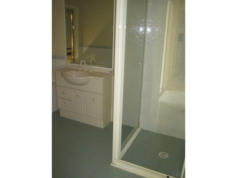 37 Farmingdale Drive,, Blacktown NSW 2148