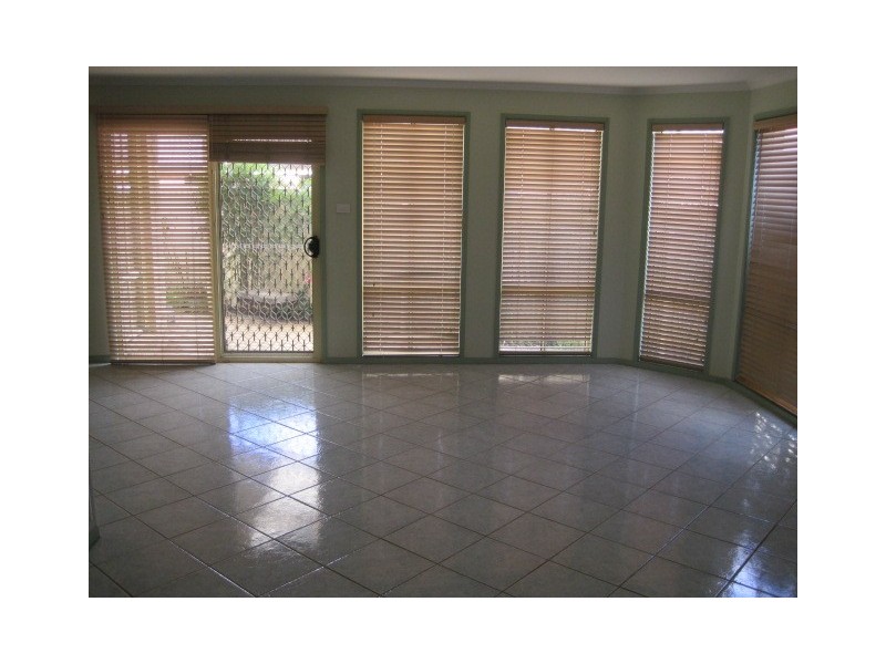 37 Farmingdale Drive,, Blacktown NSW 2148