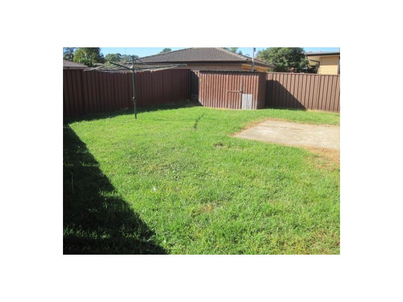 8 Asche Street, Doonside NSW 2767