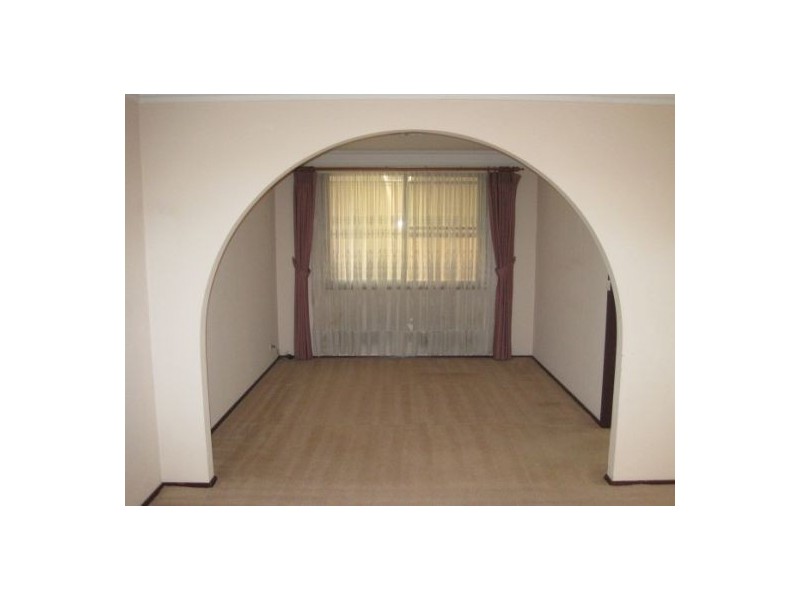 63 Cowley Crescent, Prospect NSW 2148