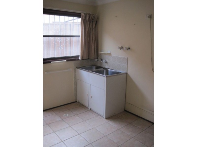 63 Cowley Crescent, Prospect NSW 2148