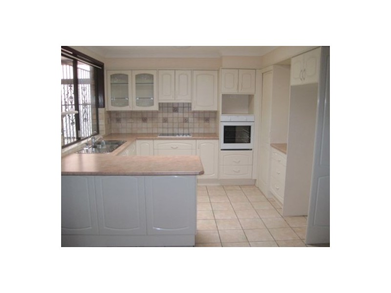 63 Cowley Crescent, Prospect NSW 2148