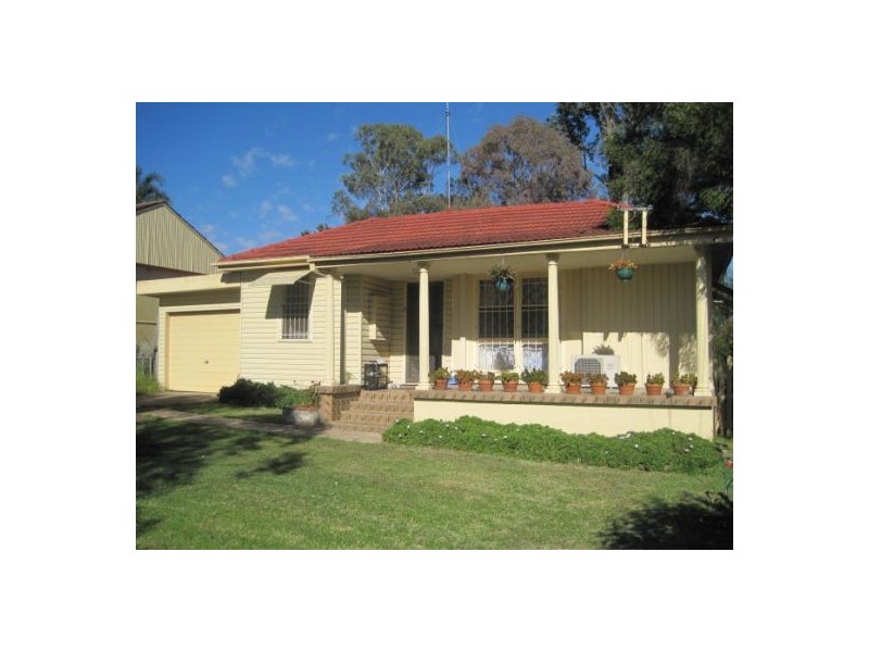 12  Hayes Road,, Seven Hills NSW 2147