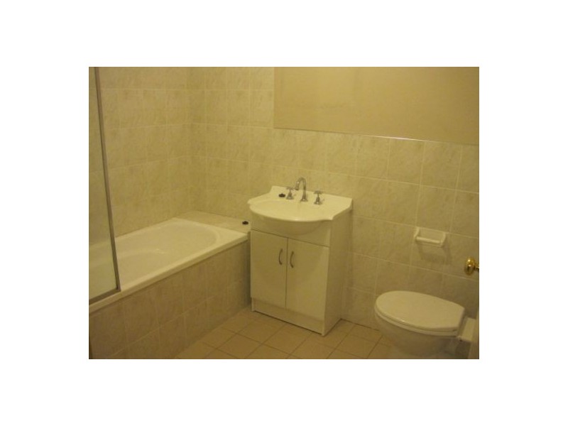 8/20-22 Carinya Street,, Blacktown NSW 2148