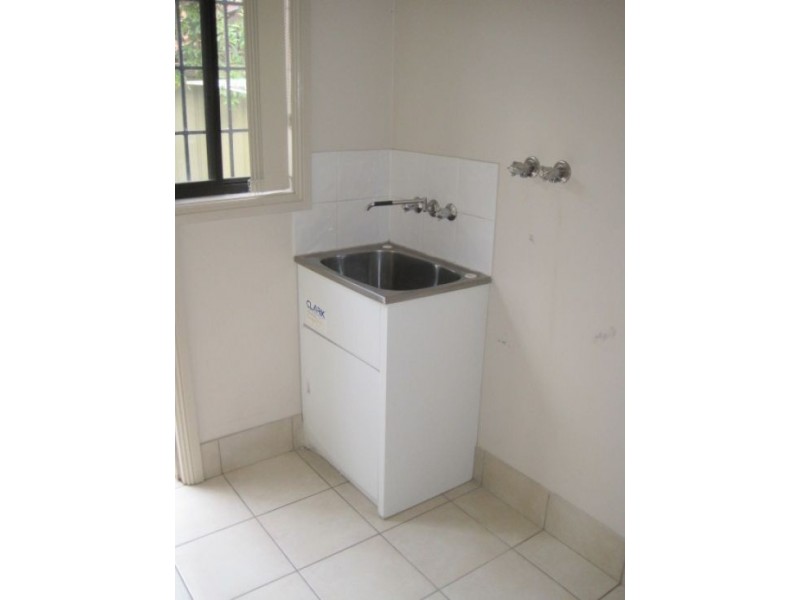 8/20-22 Carinya Street,, Blacktown NSW 2148