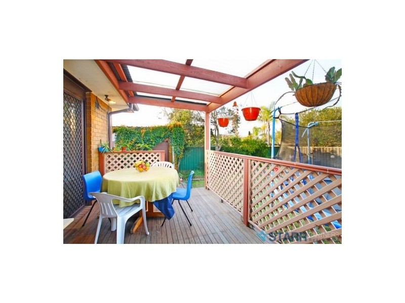 90 Columbia Road, Seven Hills NSW 2147