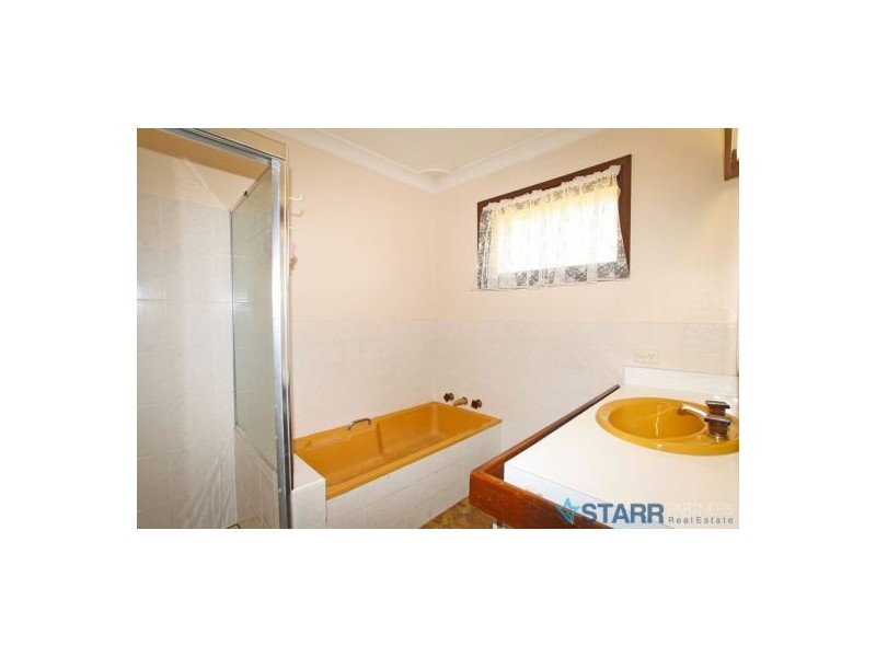 90 Columbia Road, Seven Hills NSW 2147