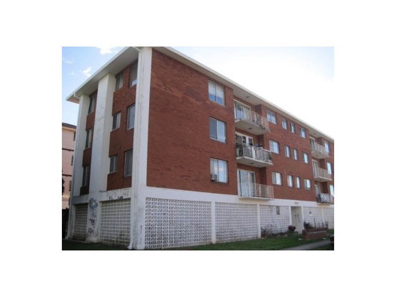 4/5 Carramar Ave,, Carramar NSW 2163