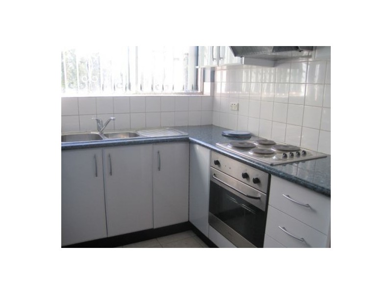 4/5 Carramar Ave,, Carramar NSW 2163