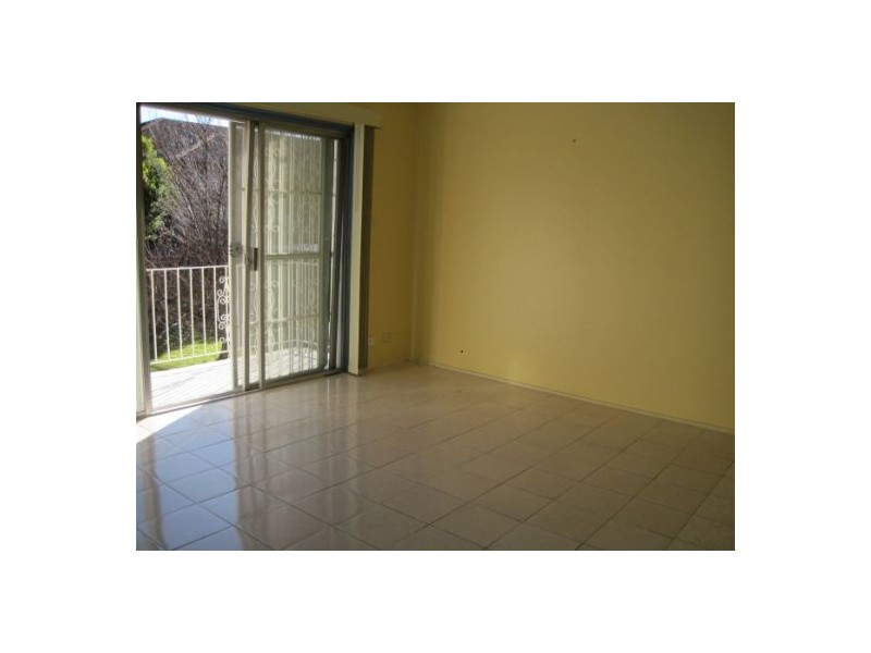 4/5 Carramar Ave,, Carramar NSW 2163