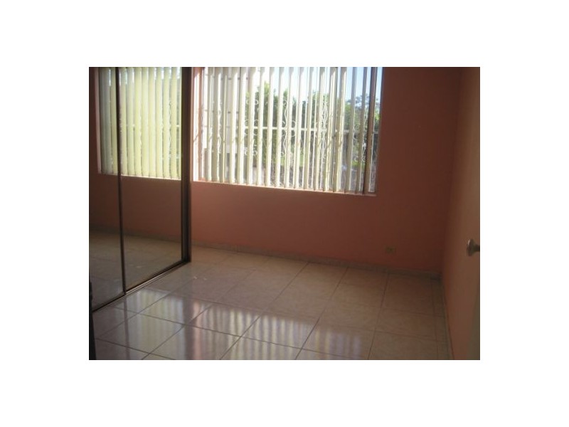 4/5 Carramar Ave,, Carramar NSW 2163