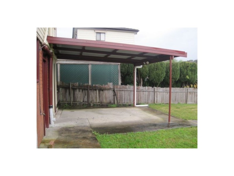 34 Walker Road,, Wyoming NSW 2250