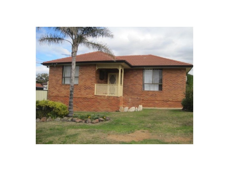 10 Moffatt Drive,, Lalor Park NSW 2147