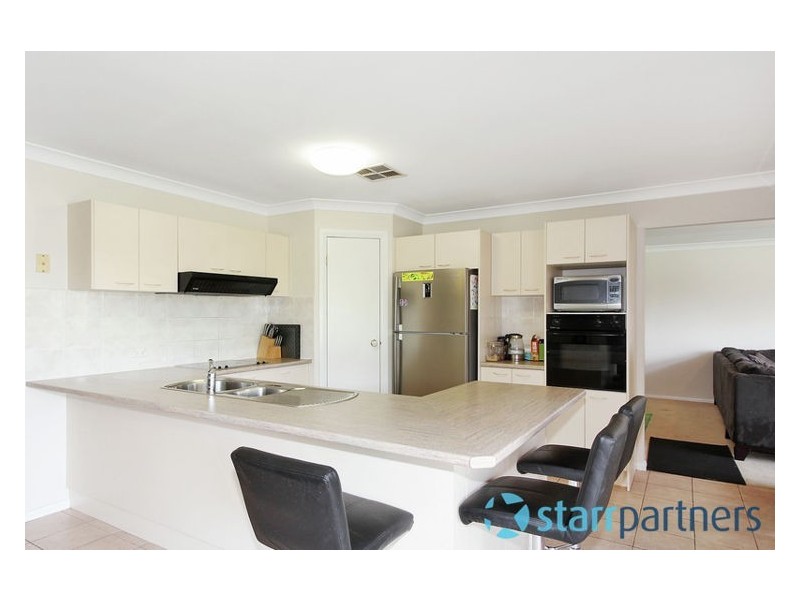 28 Pinehurst Avenue, Glenmore Park NSW 2745