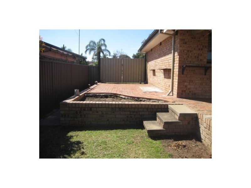 126 Ollier Crescent, Prospect NSW 2148