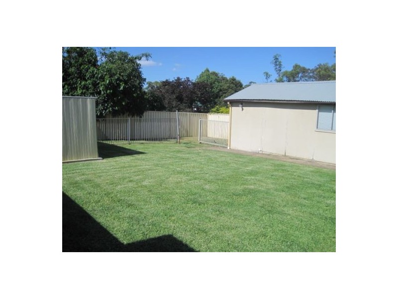 21 Dinabeth Ave,, Blacktown NSW 2148