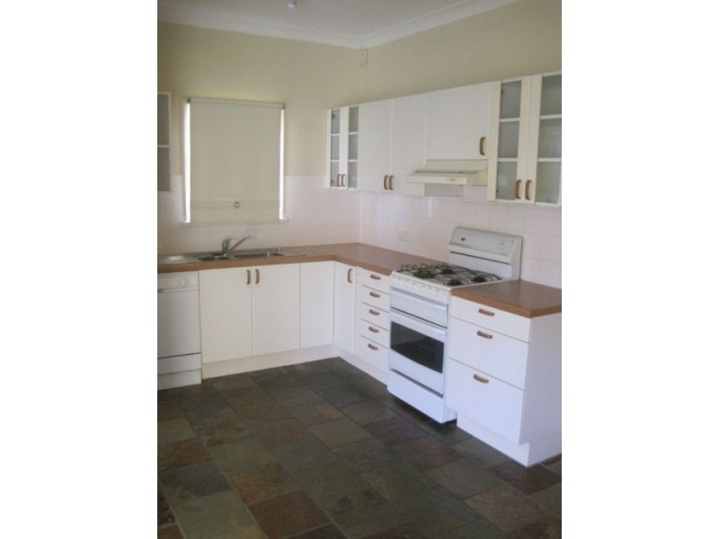 21 Dinabeth Ave,, Blacktown NSW 2148