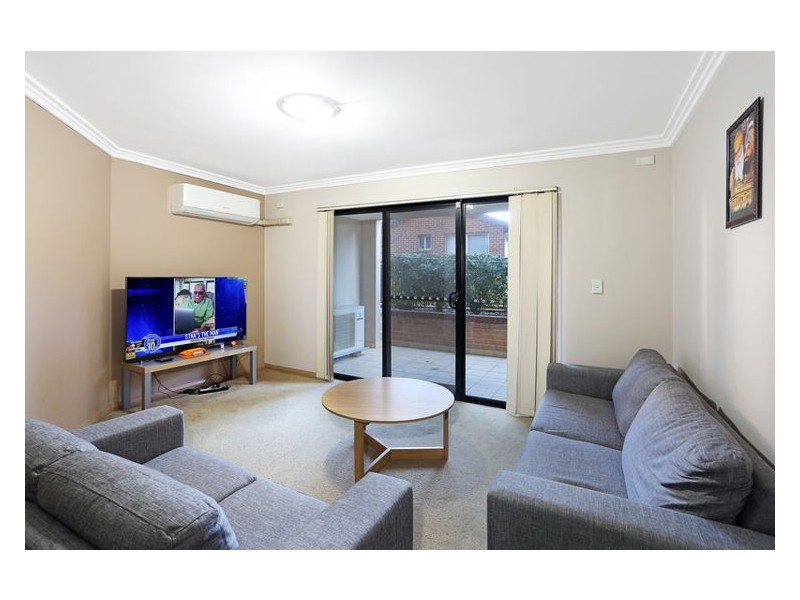 2/8-14 Oxford Street, Blacktown NSW 2148