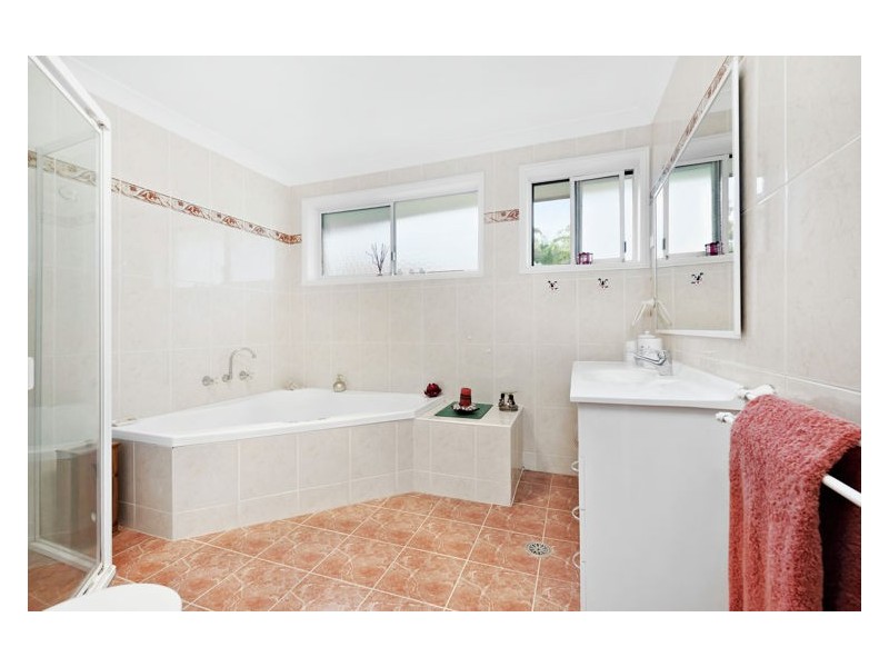 52 Kisdon Crescent, Prospect NSW 2148