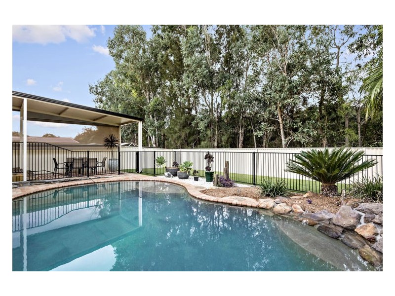 15 Desley Crescent, Prospect NSW 2148