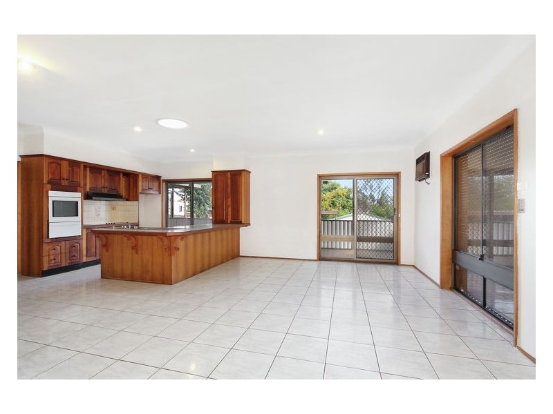 22 Earle Street, Doonside NSW 2767