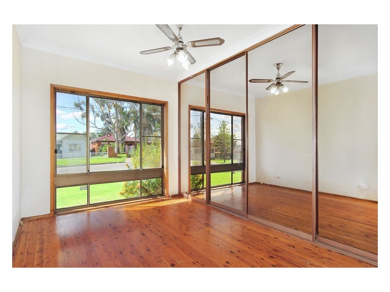 22 Earle Street, Doonside NSW 2767