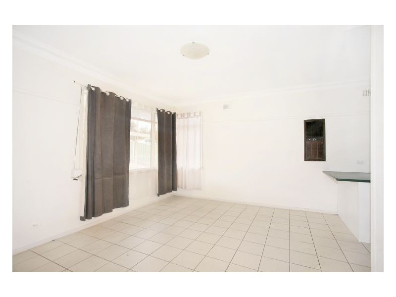24 Glamorgan Street, Blacktown NSW 2148