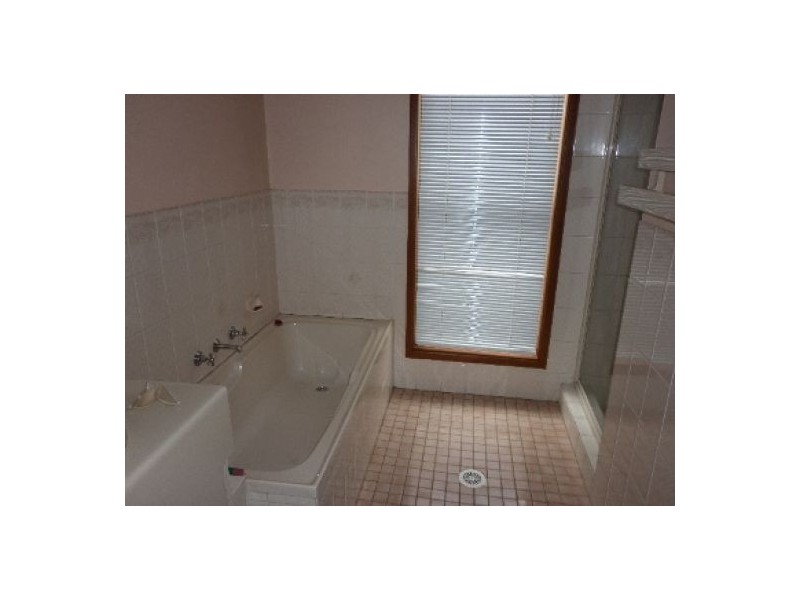 263 Old Windsor Road,, Toongabbie NSW 2146