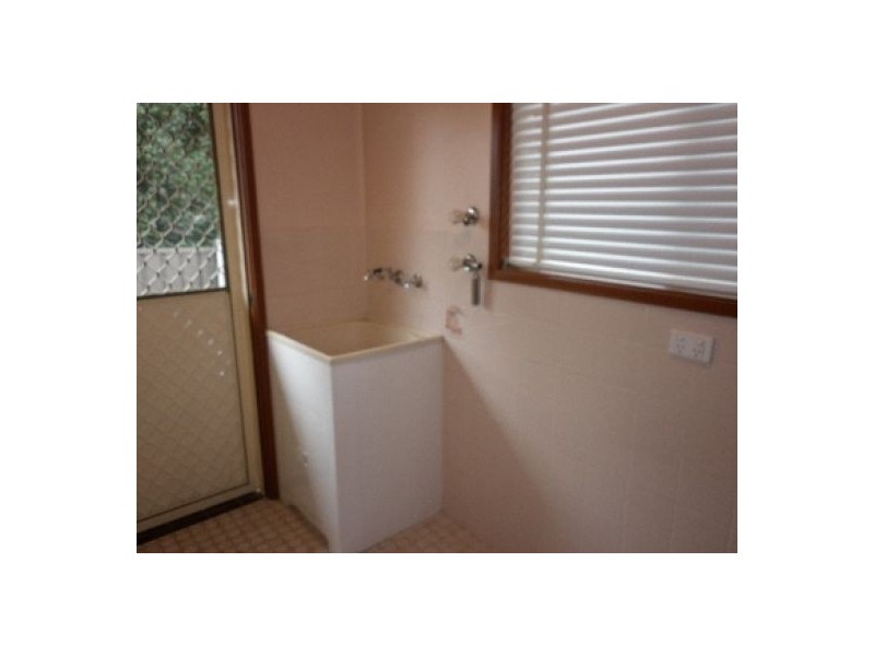 263 Old Windsor Road,, Toongabbie NSW 2146