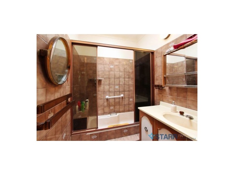 5 Mamie Avenue, Seven Hills NSW 2147