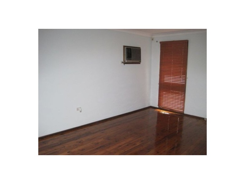 9 Kisdon Street,, Prospect NSW 2148