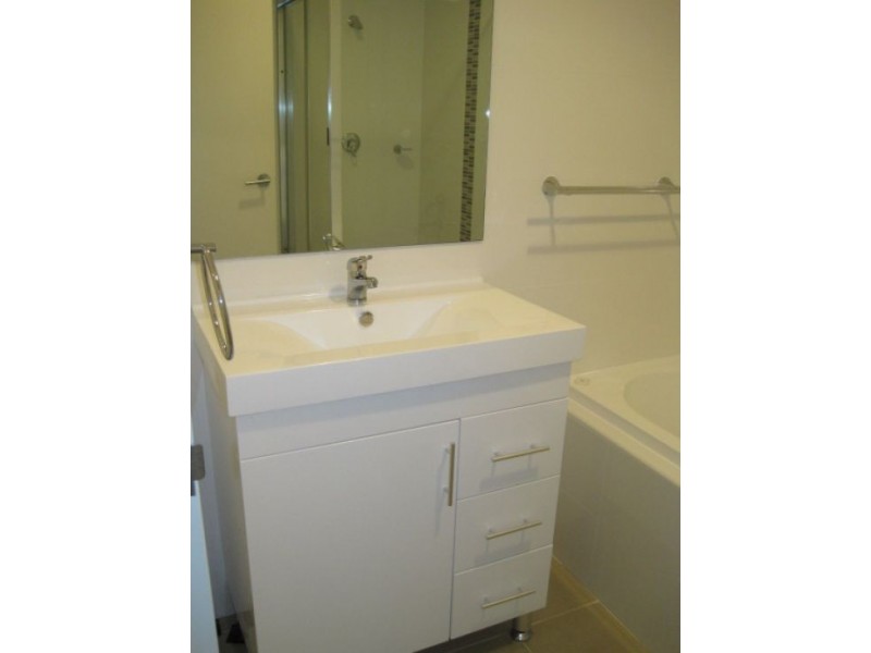 11/2-4  Fifth Ave,, Blacktown NSW 2148