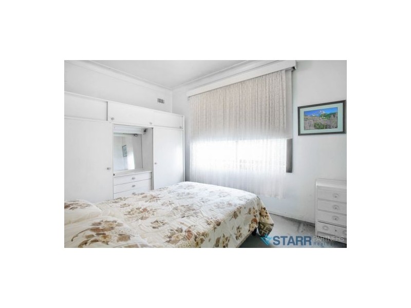 29 School Parade, Westmead NSW 2145