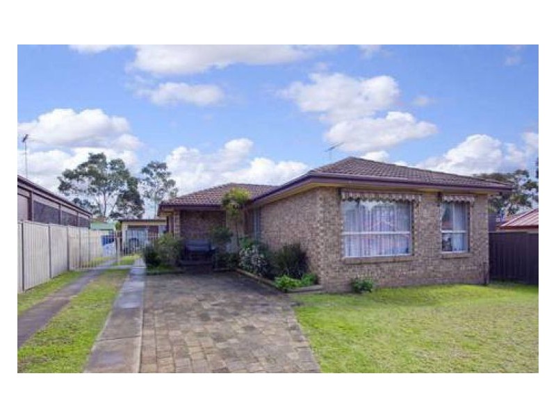 4 Tulip Place,, Quakers Hill NSW 2763