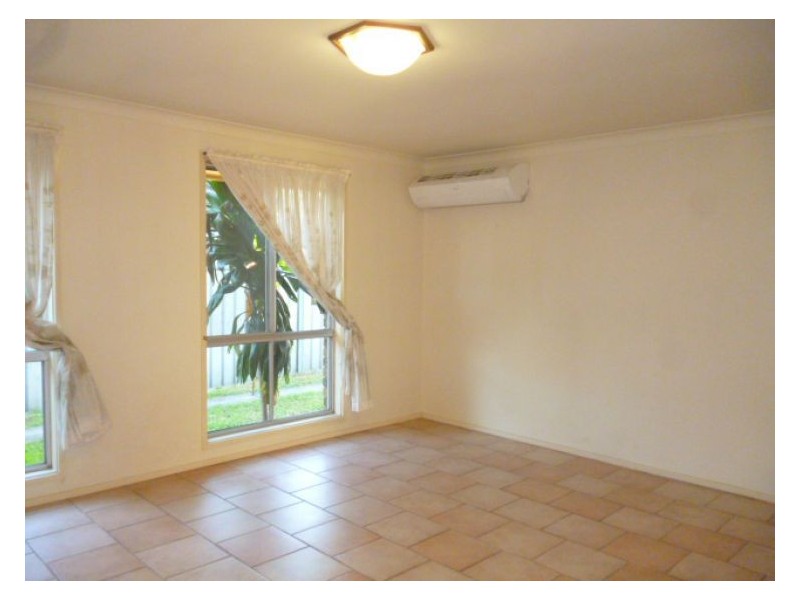 4 Tulip Place,, Quakers Hill NSW 2763