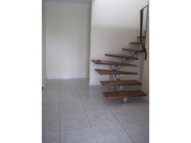 32 Everest Crescent, Seven Hills NSW 2147