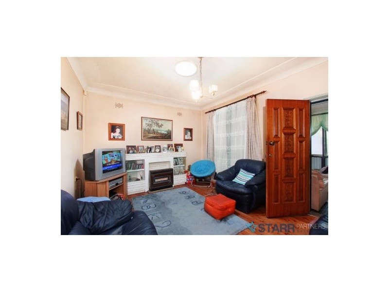 5 Mamie Avenue, Seven Hills NSW 2147